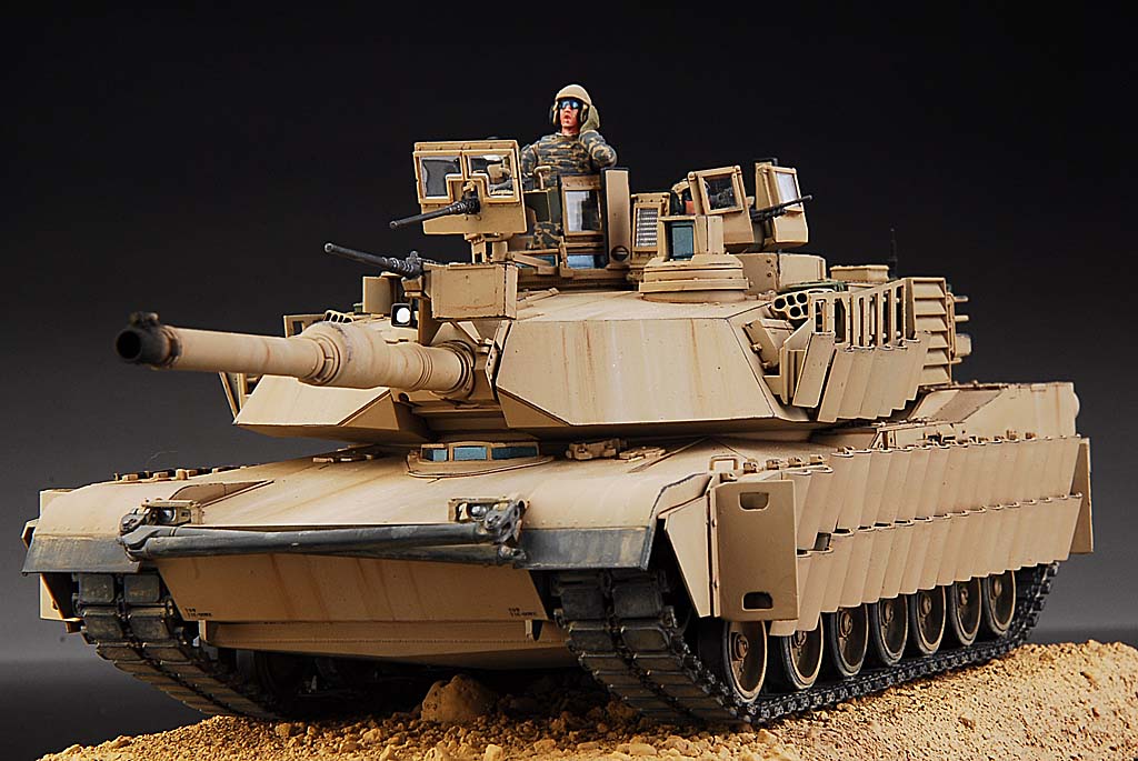 Сколько стоит абрамс в рублях цена. Tamiya m1a2 Abrams. Танк Абрамс m1a2. M1a2 Sep Abrams Tamiya 1/35. Абрамс м1 Тамия.